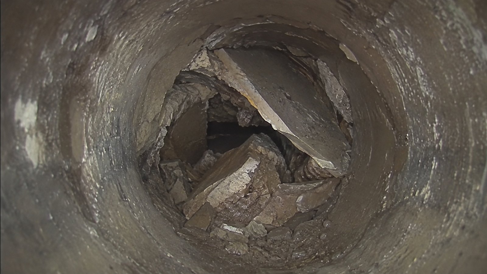 Collapsed Drain — UK drainage example